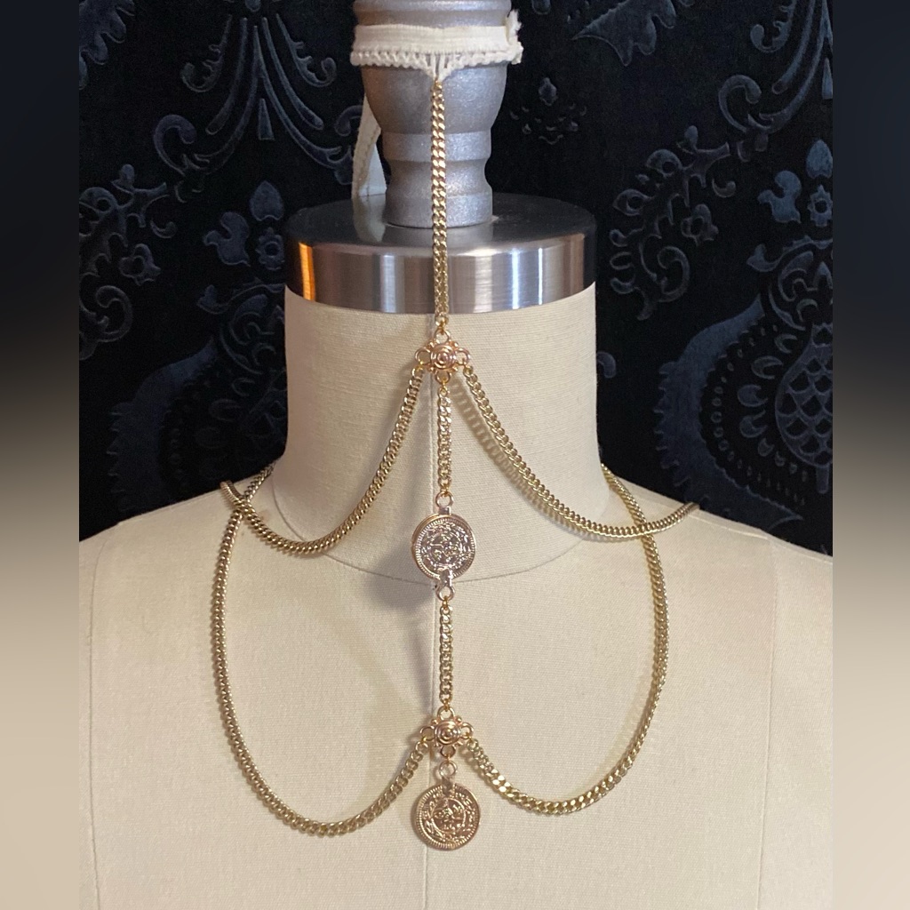 Thigh Jewelry Elegant Gold Chain Body Jewelry